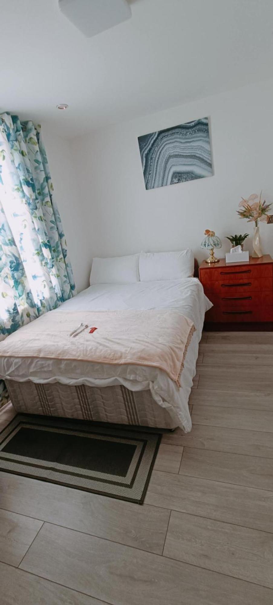 Min Su Rooms Stanwell Exterior photo