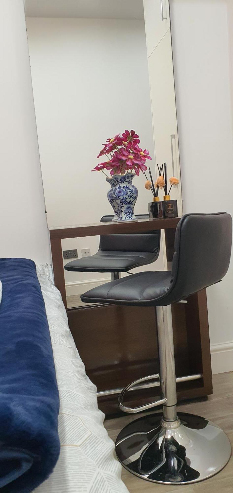 Min Su Rooms Stanwell Exterior photo
