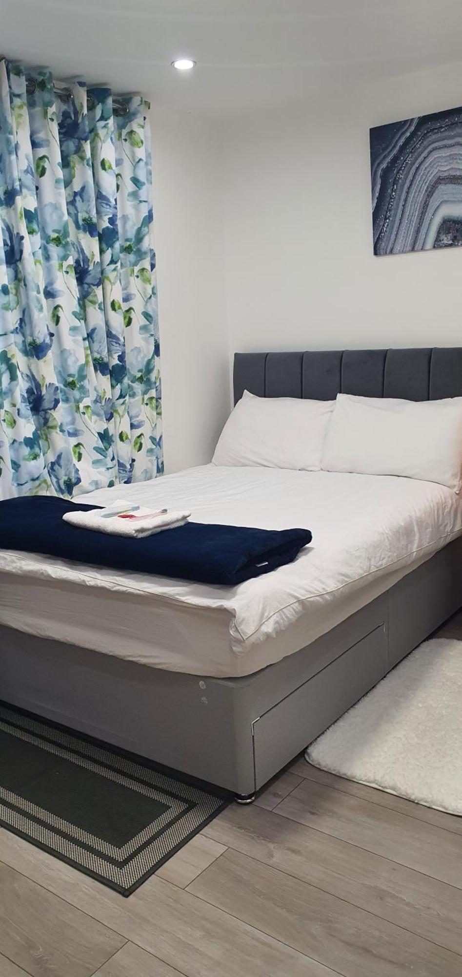 Min Su Rooms Stanwell Exterior photo